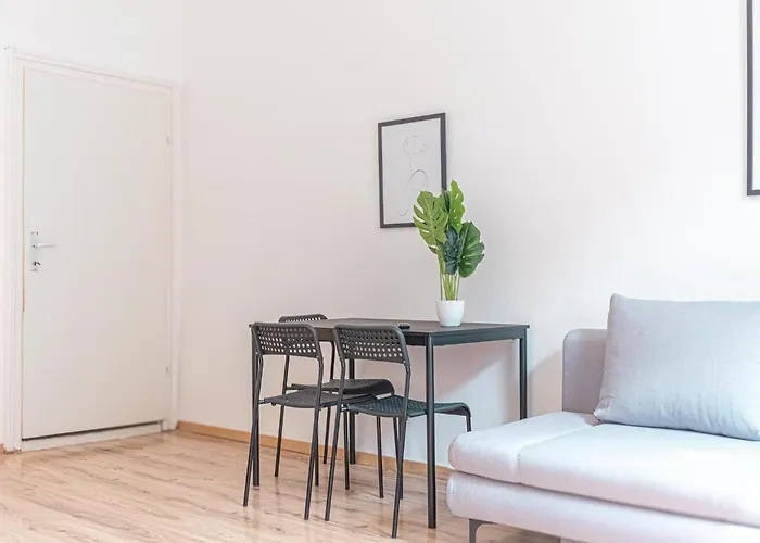Antique Chic 2Br Apt Getaway In A Historic Setting